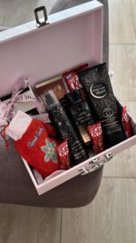 پک ولنتاین into the night